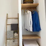 Beachhouse Omega Naxos * Айя-Анна