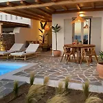 Beachhouse Omega Naxos * Айя-Анна